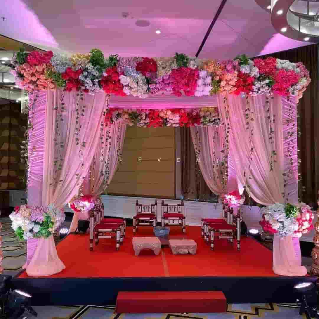 Vidhi Mandap Decoration in Pune (15)-min
